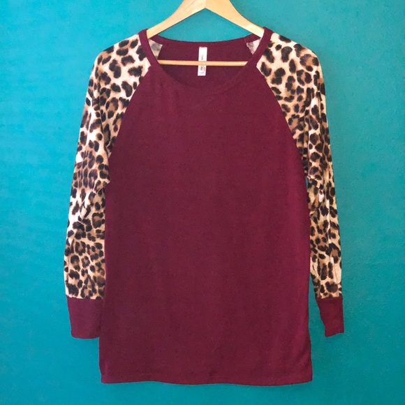 Sweaters - Lady Leopard Sweater 